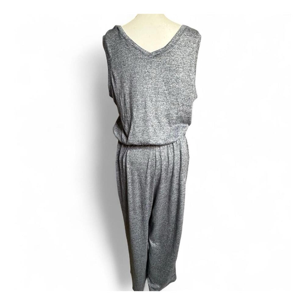 32 Degrees Cool Gray Sleeveless V-Neck Drawstring Jumpsuit M - Picture 2 of 9